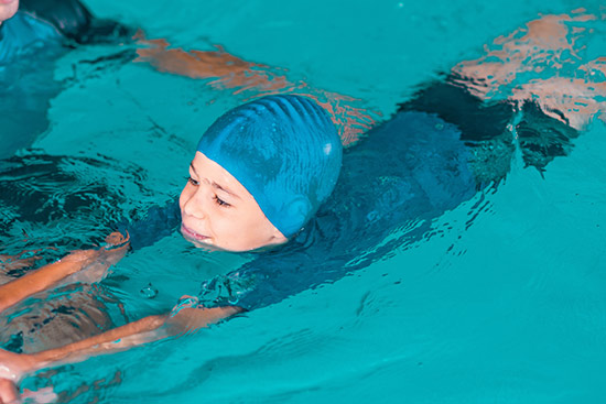 Apprendre à nager à 5 ans à Bordeaux